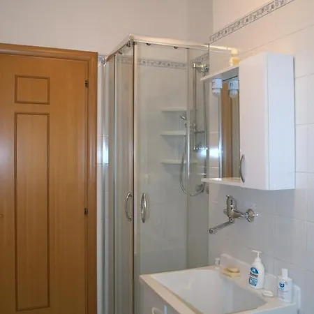 Casa Vacanze La Rocca Appartamento *